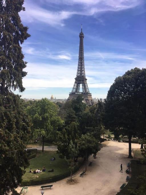 Eiffel Tower Paris Appartement Buitenkant foto